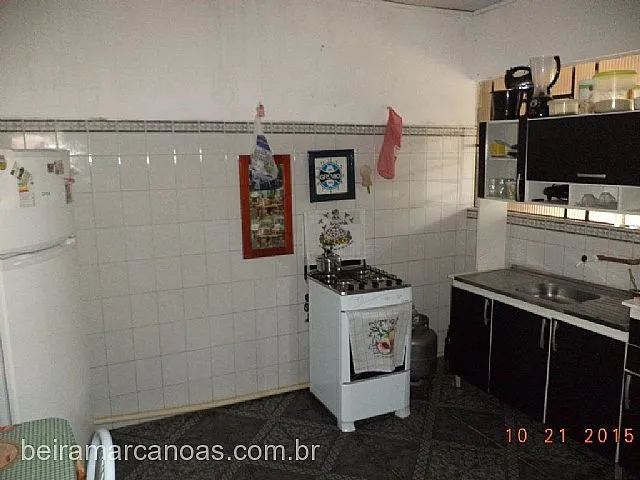 Imagem 2: Casa com 3 Dormitorio(s) localizado(a) no bairro Mathias Velho em Canoas / Rio Grande do