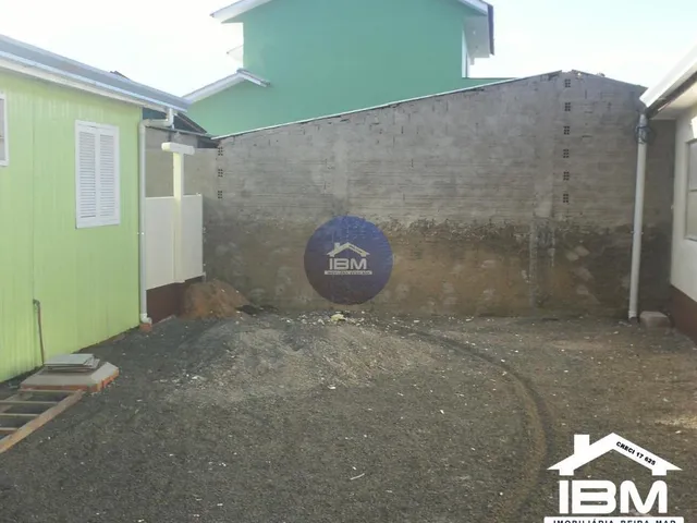 Imagem 2: Casa com 2 Dormitorio(s) localizado(a) no bairro Mathias Velho em Canoas / Rio Grande do