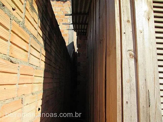 Imagem 6: Casa com 2 Dormitorio(s) localizado(a) no bairro Guajuviras em Canoas / Rio Grande do