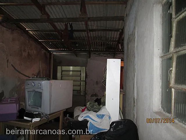 Imagem 10: Casa com 2 Dormitorio(s) localizado(a) no bairro Guajuviras em Canoas / Rio Grande do