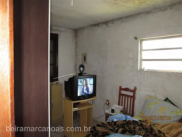 Imagem 12: Casa com 2 Dormitorio(s) localizado(a) no bairro Guajuviras em Canoas / Rio Grande do