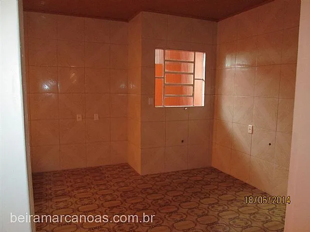 Imagem 2: Casa com 2 Dormitorio(s) localizado(a) no bairro Mathias Velho em Canoas / Rio Grande do
