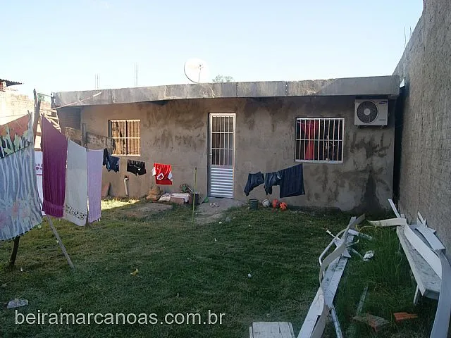 Imagem 3: Casa com 4 Dormitorio(s) localizado(a) no bairro Mato Grande em Canoas / Rio Grande do