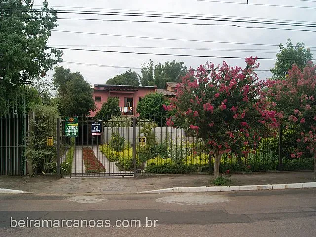 Imagem: Casa com 4 Dormitorio(s) localizado(a) no