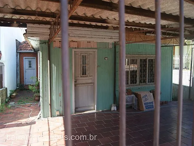 Imagem: Casa com 4 Dormitorio(s) localizado(a) no