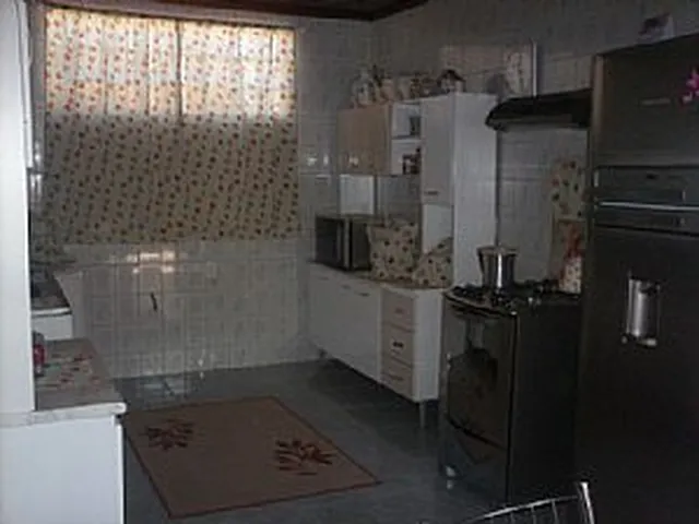 Imagem 5: Casa com 3 Dormitorio(s) localizado(a) no bairro Harmonia em Canoas / Rio Grande do Sul