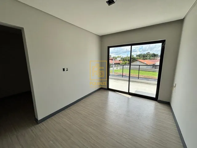 Imagem 13: Sobrado com piscina a poucos minutos do Centro