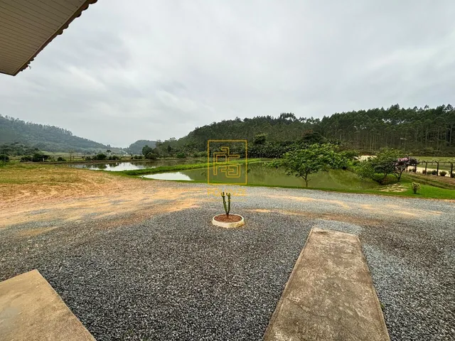 Imagem 3: Sítio mobiliado em Tiroleses, Timbó
