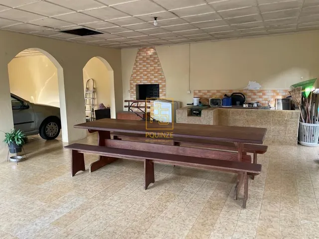 Imagem 4: Casa no centro de Rodeio com amplo espaço. Além do uso residencial, o espaço também