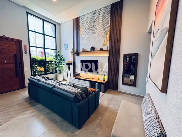 Imagem: Casa Assobradada a Venda no Condomínio