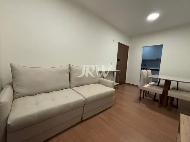 Imagem: O apartamento possui 2 Dormitórios, 1 Banheiro, 1 Vaga na