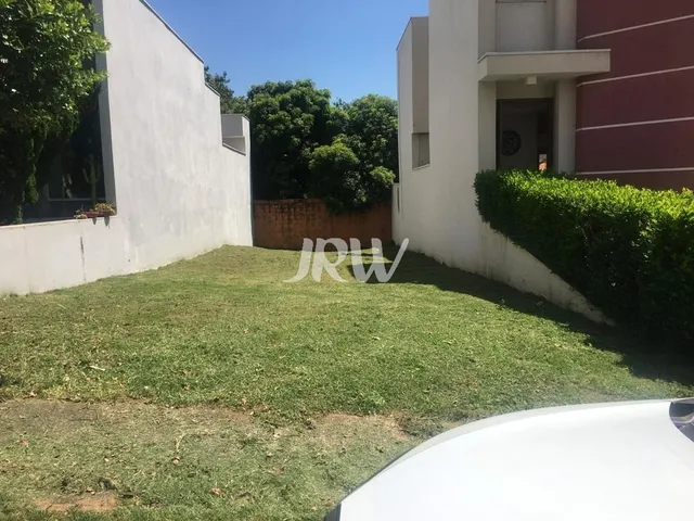 Imagem: Terreno À Venda no Condomínio Residencial