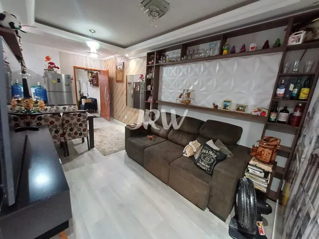 Imagem: A casa possui 4 Dormitórios, 2 Suítes, 3 Banheiros, 3