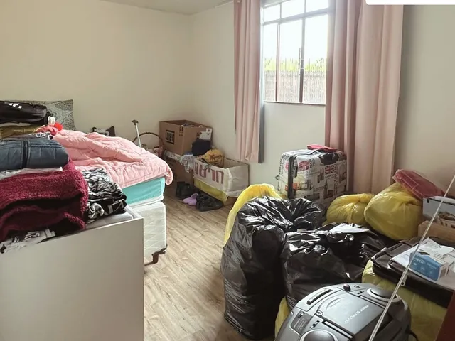 Imagem 4: Casa com 4 quartos e amplo terreno no São Braz, Curitiba