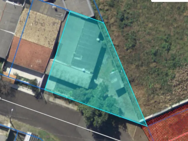 Imagem 10: Casa com 4 quartos e amplo terreno no São Braz, Curitiba