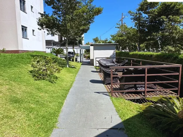 Imagem 2: Apartamento 2 quartos com sacada e vaga coberta no Residencial Curitiba, CIC