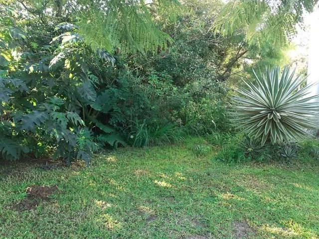 Imagem 3: Terreno em condomínio de luxo à venda em Porto Alegre-RS, bairro Ipanema, com 485m² de