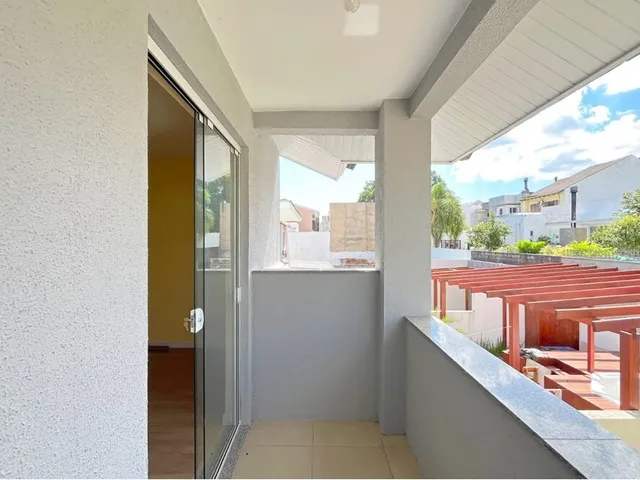 Imagem 2: Imperdível Casa de Luxo na Hípica: 3 Quartos, 3 Suítes, 4 Banheiros, 2 Vagas, 230m²