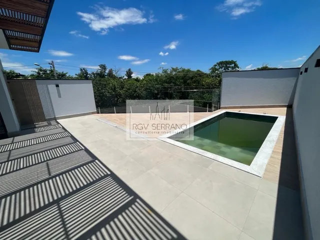 Imagem: Casa com 3 Dormitórios À Venda, 295M2