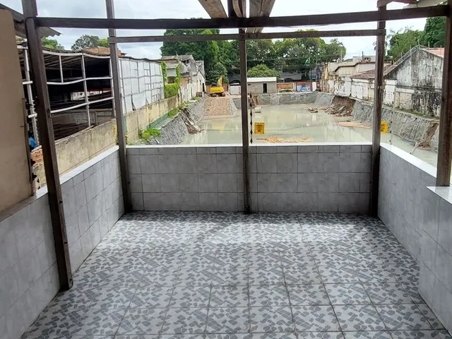Imagem 3: Casa em alameda com portaria com 4/4 s/ 1 suíte 3 vgs garagem na Magalhães Barata