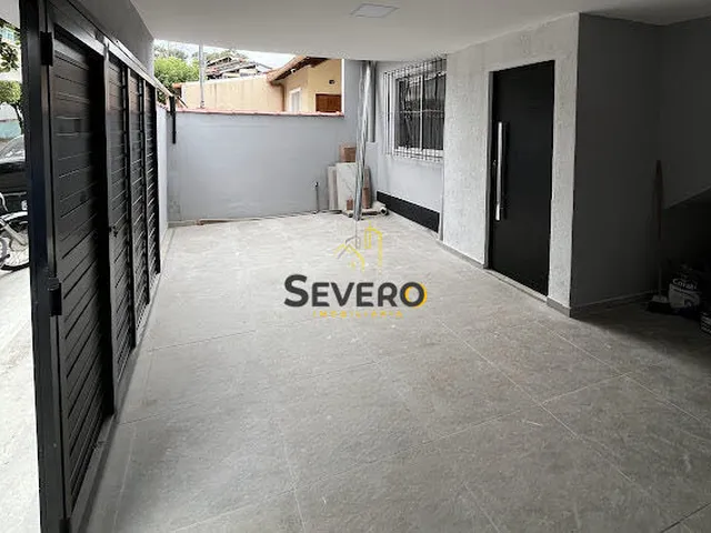 Imagem: A casa possui 3 Dormitórios, 1 Suíte, 2 Banheiros, 1 Vaga