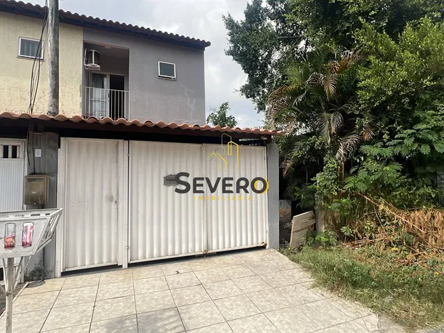 Imagem: A casa possui 4 Dormitórios, 1 Suíte, 1 Banheiro, 1 Vaga