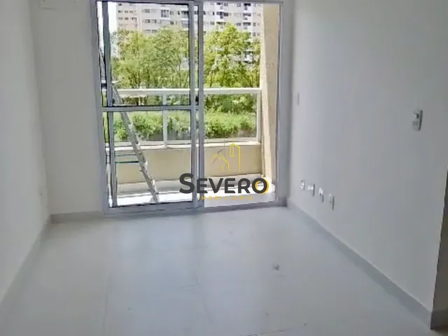 Imagem: O apartamento possui 2 Dormitórios, 1 Suíte, 1 Banheiro,
