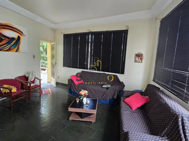 Imagem 3: Casa Ampla com 3 Quartos, Anexo Independente e Piscina