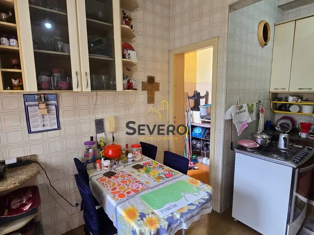 Imagem 2: Casa Ampla com 3 Quartos, Anexo Independente e Piscina