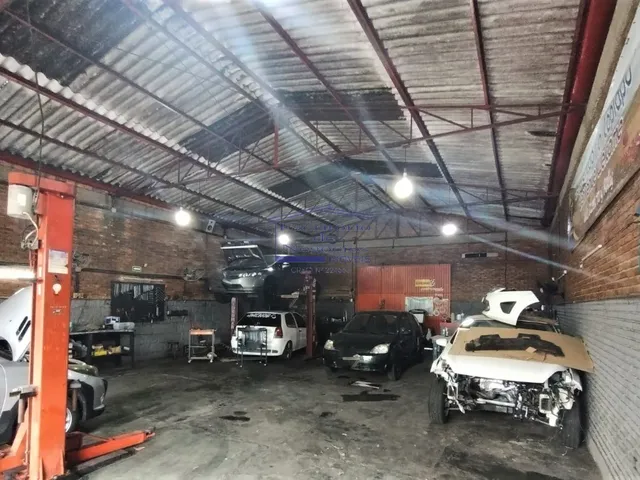 Imagem 3: Prédio Comercial à Venda em Porto Alegre-RS, Bairro Cavalhada, 352m² de Área!