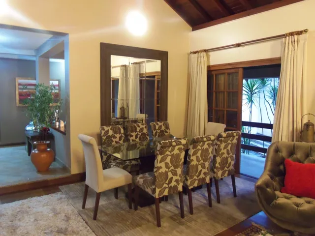 Imagem 3: Casa de luxo à venda em Porto Alegre-RS, bairro Cavalhada: 3 quartos, 3 suítes, 6