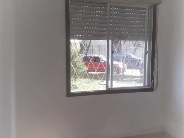 Imagem 8: Apartamento à venda em Porto Alegre-RS, bairro Cavalhada: 2 quartos, 1 banheiro, 1 vaga