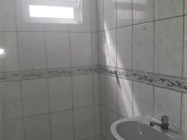 Imagem 11: Apartamento à venda em Porto Alegre-RS, bairro Cavalhada: 2 quartos, 1 banheiro, 1 vaga