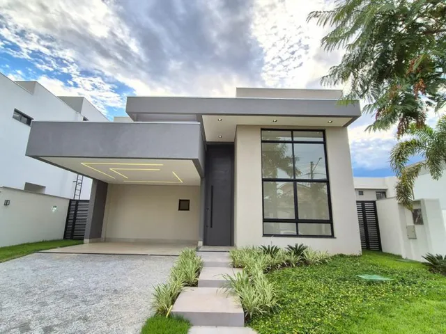 Imagem 2: Casa Térrea no Alphaville 2, Venda, 223 m², 3 Suítes, R$ 3.000.000,00 – Jardim