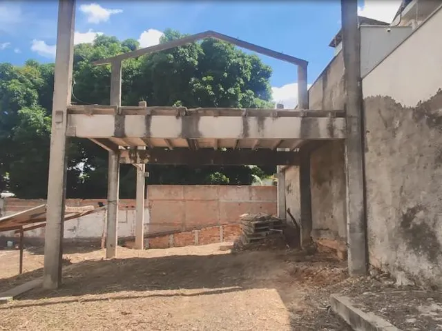Imagem 2: PÁTIO PARA VENDA - R$1.000,000,00 , 1.000 m2, R. Monsenhor Trebaure, Cuiabá/MT