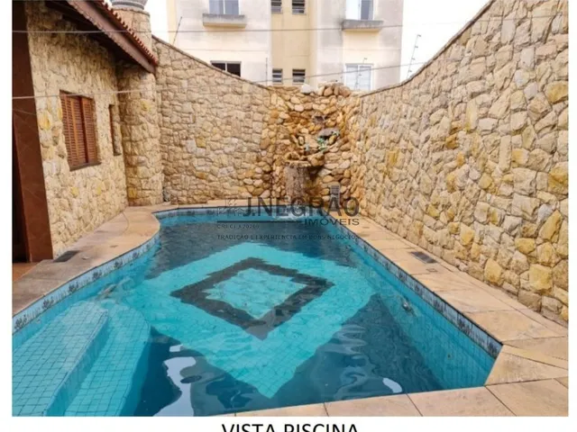 Imagem: Imponente Residência de Luxo com 4 Quartos