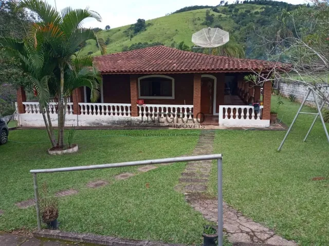 Imagem 15: Chácara de luxo à venda em Itapeva-MG, Bairro das Areias: 4 quartos, 2 suítes, 2