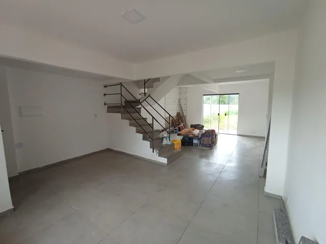 Imagem 3: Casa para Venda em Juiz de Fora, Filgueiras, 3 dormitórios, 1 suíte, 2 banheiros, 1 vaga