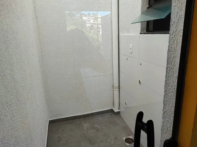 Imagem 2: Casa para Venda em Juiz de Fora, Fontesville, 3 dormitórios, 1 suíte, 3 banheiros, 1