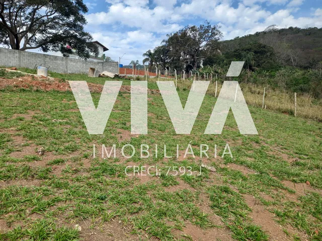 Imagem 3: Lote com 224m2. MULTIFAMILIAR. Vista panorâmica. Asfalto na porta