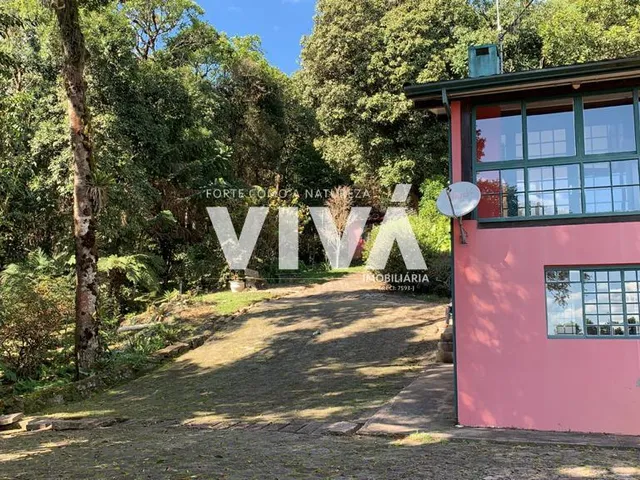 Imagem 9: Linda chácara composta por 5 quartos ao todo, incluindo 2 suítes