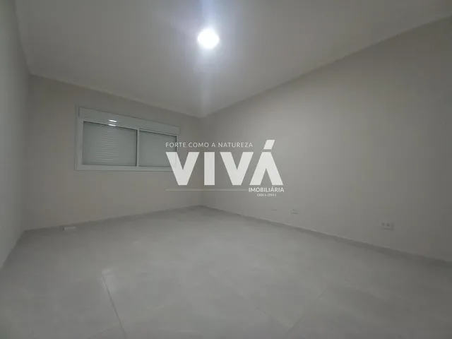 Imagem 10: Casa a venda em Extrema MG, composta por sala. cozinha, lavabo, lavanderia
