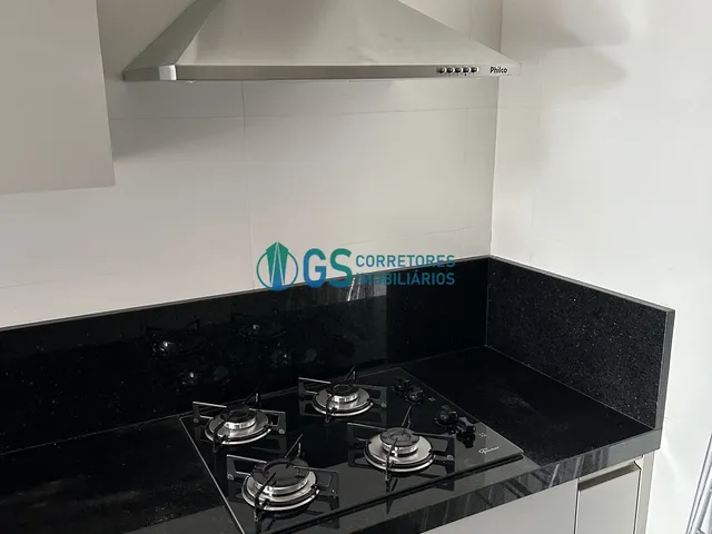 Imagem 4: Apartamento A Venda com 02 quartos, mobiliado e decorado garagem coberta no Centro da
