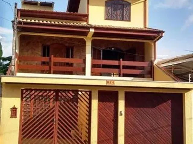Imagem: Sobrado com 3 Dormitórios À Venda, 253