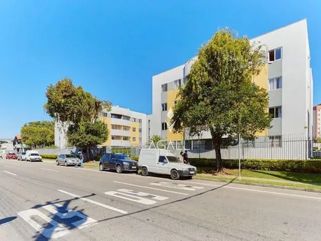 Imagem 4: Apartamento com 3 Dormitórios com Suíte no Hauer - Curitiba/Pr