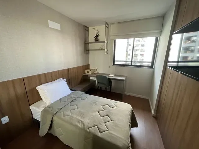 Imagem 2: Apartamento para Venda com 3 Quartos