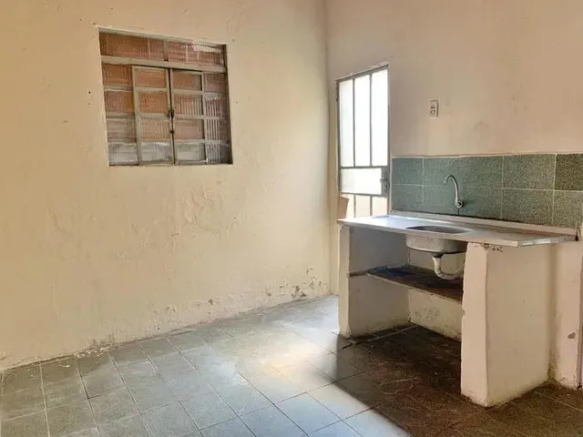 Imagem 4: Casa de Dois Quartos em Nova Contagem Perto do Centro Comercial da Vp1