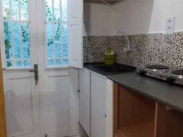 Imagem: A kitnet possui 1 Dormitório, 1 Banheiro, 8m² de Área e