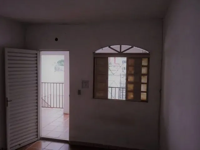 Imagem: O quarto está localizado em Cuiabá, MT para alugar por
