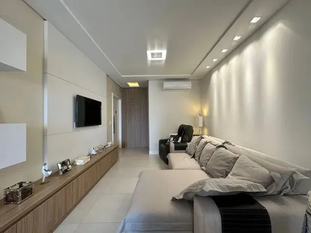 Imagem 2: Apartamento para Aluguel Possui 96 Metros Quadrados com 2 Quartos em Centro - Itajaí - Sc